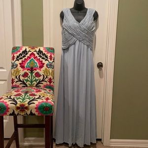 In Phase Fashions dress 👗